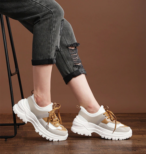 The Lifestyle Co Women White Brown Sneakers